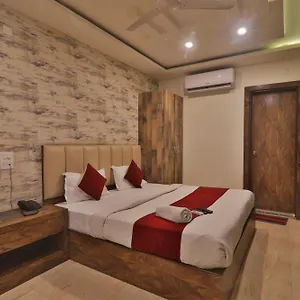 4everstay By Janki Luxury & Spacious Family In Varansi Hotel